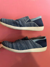 Load image into Gallery viewer, Pre-Loved Ziera Blue Shoes Size 45
