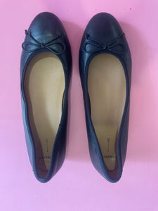 Pre-Loved Frankie4 Elizabeth II Size AU13