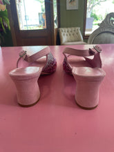 Load image into Gallery viewer, Pre-Loved D&amp;J Jukes Pink Size 42/AU10
