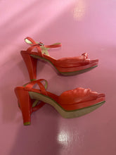 Load image into Gallery viewer, Pre-Loved Ziera Johanna Size 43
