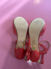 Load image into Gallery viewer, Pre-Loved Ziera Johanna Size 43
