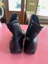 Load image into Gallery viewer, Pre-Loved Arcopedico Black Boots Size 42
