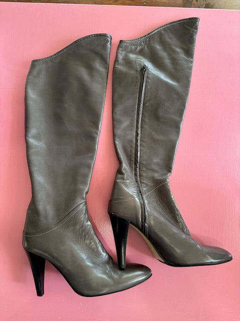 Pre-Loved Amber Rossi Long Boots Size 44.45