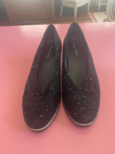 Load image into Gallery viewer, Pre-Loved D&amp;J Sparkly Black Flats Size 42
