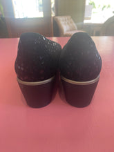 Load image into Gallery viewer, Pre-Loved D&amp;J Sparkly Black Flats Size 42
