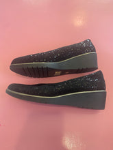 Load image into Gallery viewer, Pre-Loved D&amp;J Sparkly Black Flats Size 42
