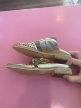 Load image into Gallery viewer, Pre-Loved Mollini Rose Gold Slides Size 42
