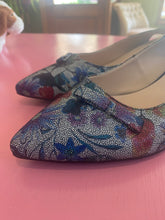 Load image into Gallery viewer, Pre-Loved KatienMe Kolette Size 43/AU11
