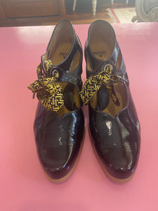 Pre-Loved John Fluevog Mantra Size AU11