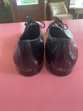 Load image into Gallery viewer, Pre-Loved Amber Rossi Laceup Size 44/AU12
