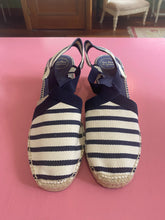 Load image into Gallery viewer, Pre-Loved Toni Pons Wedge Sandal Size 44/AU12
