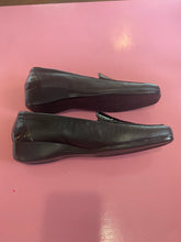 Load image into Gallery viewer, Pre-Loved Hush Puppies Meadow Size AU13
