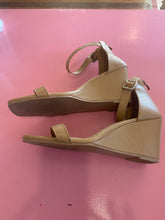 Load image into Gallery viewer, PL Torrid Tan Wedge Size 13WW
