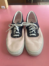 Load image into Gallery viewer, Pre-Loved Vans in Pink &amp; Navy Size AU12
