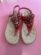 Load image into Gallery viewer, Pre-Loved Red Thong Sandal Size 43
