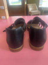 Load image into Gallery viewer, Pre-Loved Hush Puppies Macy Size AU11
