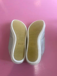 Pre-Loved Ziera Dock Size 44