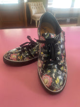 Load image into Gallery viewer, Pre-Loved Ziera Active Floral Sneaker Size 43
