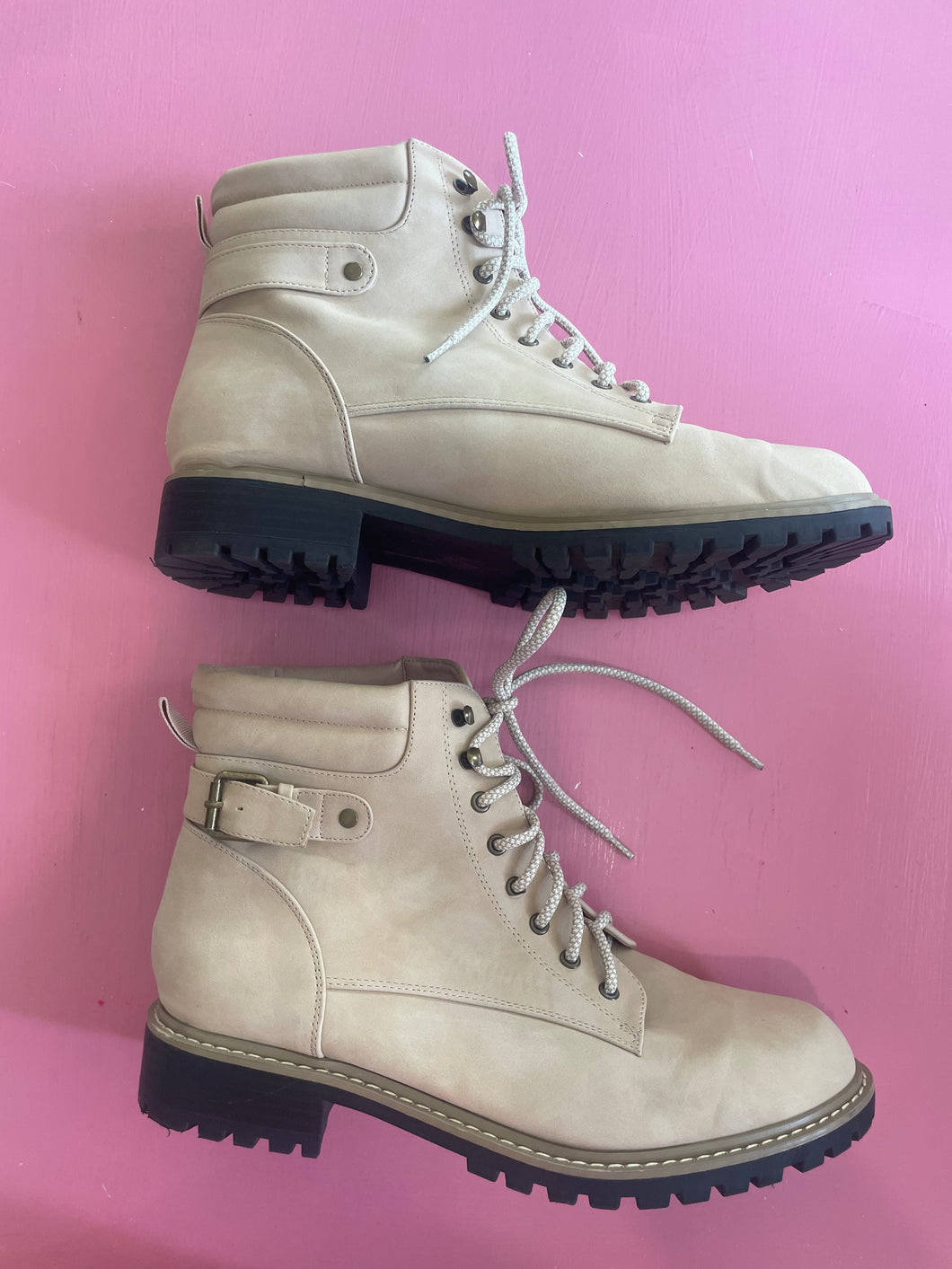 Pre-Loved City Chic Laceup Boot Size 44/AU13