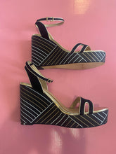 Load image into Gallery viewer, Pre-Loved Mimco Spliced Wedge Size 42
