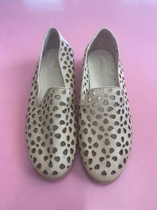 PL Midas Nude Flats Size 41